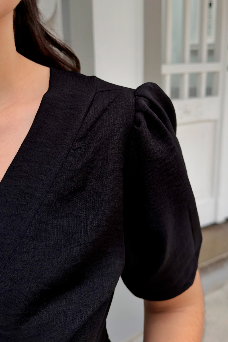 Blusa taisa Black-2